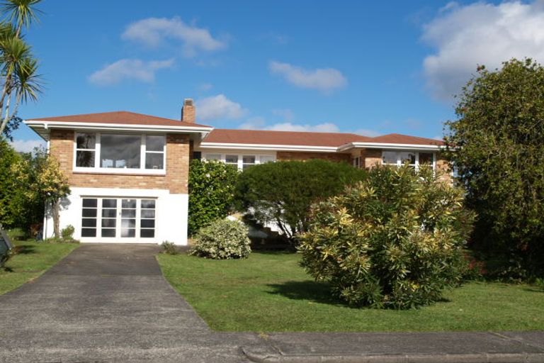 Photo of property in 6 Drake Street, Howick, Auckland, 2014