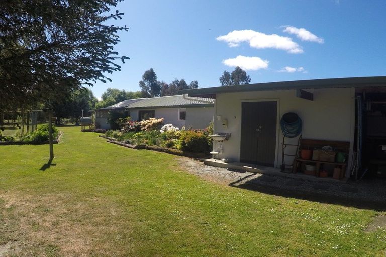Photo of property in 1646 Teviot Road, Millers Flat, Roxburgh, 9572