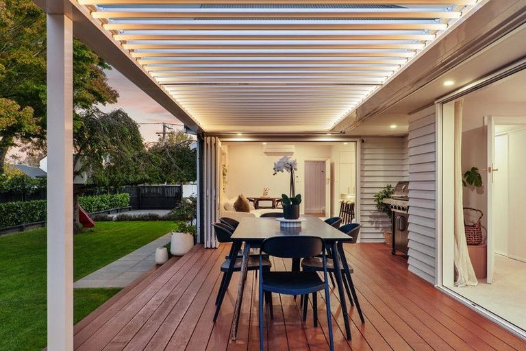 Photo of property in 49 Paparoa Street, Papanui, Christchurch, 8053