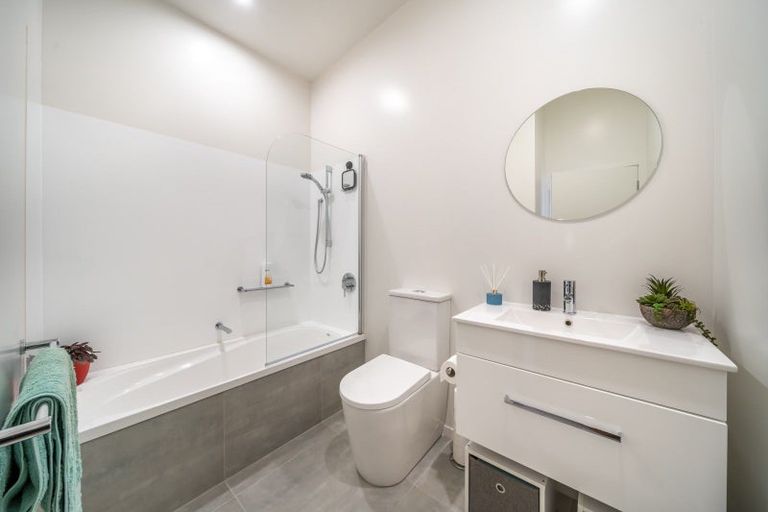 Photo of property in 3 Te Ara O Paetutu, Petone, Lower Hutt, 5012