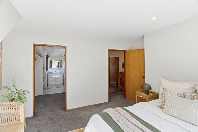 Photo of property in 27 Rubens Place, Burnside, Christchurch, 8053