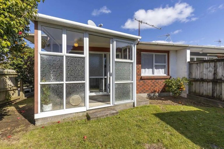 Photo of property in 289d Carrington Street, Vogeltown, New Plymouth, 4310