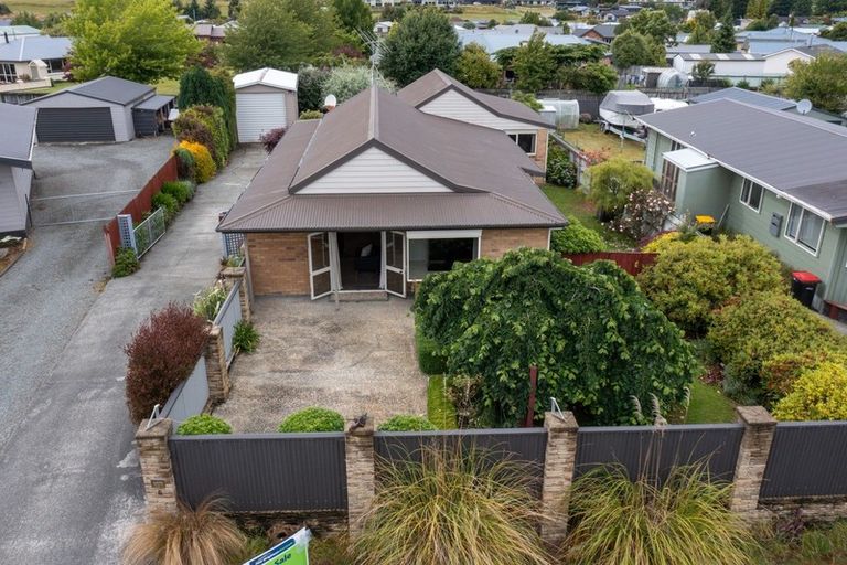 Photo of property in 6 Sylvia Baker Place, Te Anau, 9600