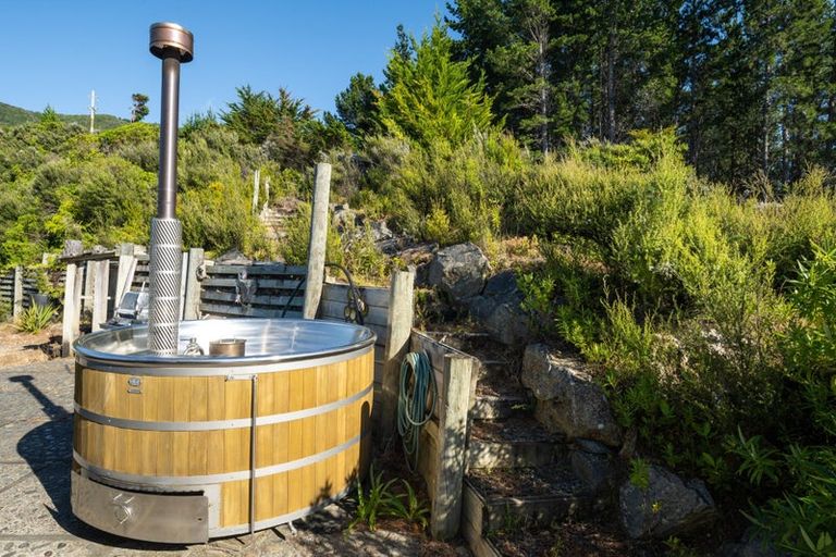 Photo of property in 1786 Port Underwood Road, Port Underwood, Picton, 7281