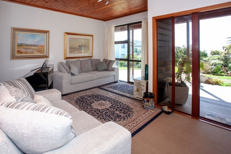 Photo of property in 124 Titiro Place, Onemana, Whangamata, 3691