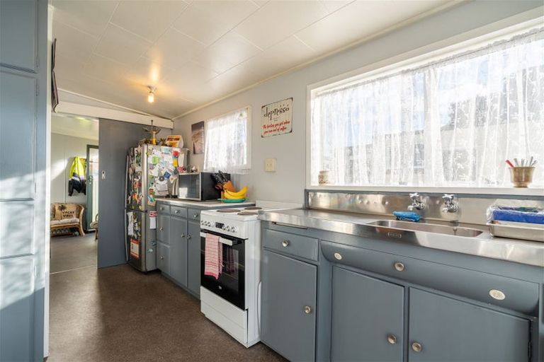 Photo of property in 3 Mcpherson Road, Waitaki Bridge, Oamaru, 9493