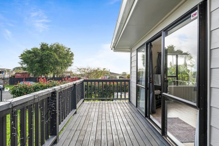 Photo of property in 61 Charntay Avenue, Clover Park, Auckland, 2019