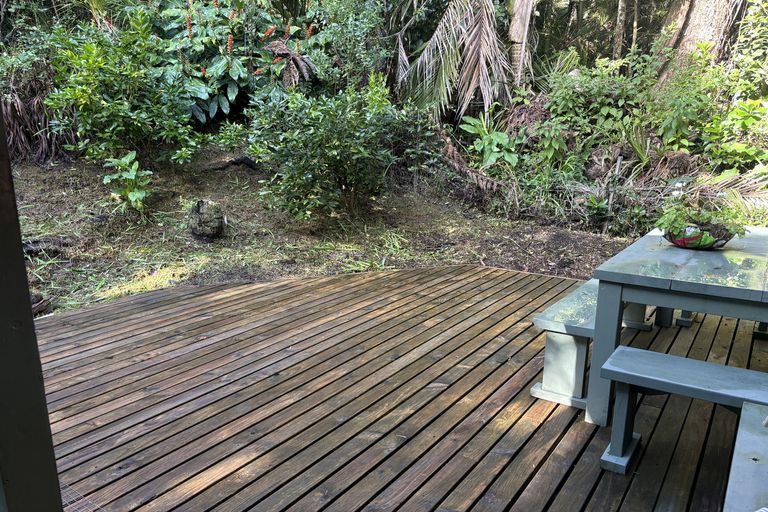 Photo of property in 108 Hinau Road, Waimauku, 0881