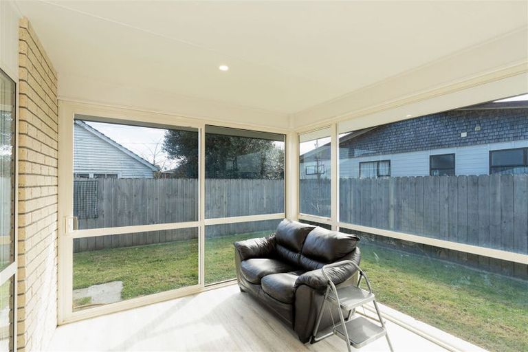 Photo of property in 112a Queen Street West, Levin, 5510