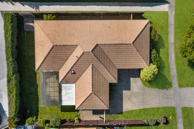 Photo of property in 9 Mcleod Place, Papamoa Beach, Papamoa, 3118