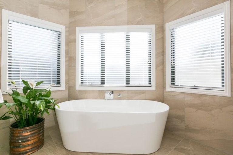 Photo of property in 7 Pelorus Avenue, Poraiti, Napier, 4112