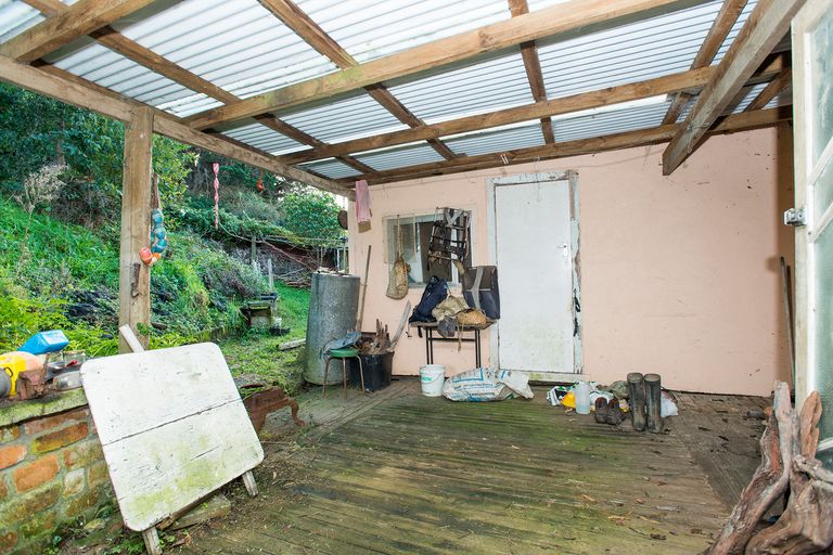 Photo of property in 7 Parua Street, Tokomaru Bay, 4079