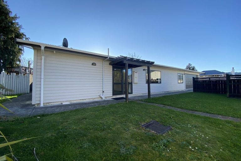 Photo of property in 35 Wilford Street, Wallaceville, Upper Hutt, 5018