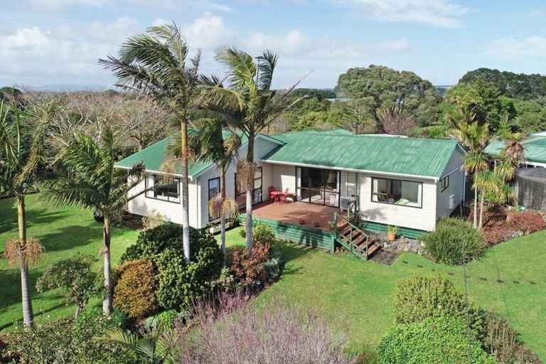 Photo of property in 20 Waipipi Wharf Road, Pollok, Waiuku, 2683