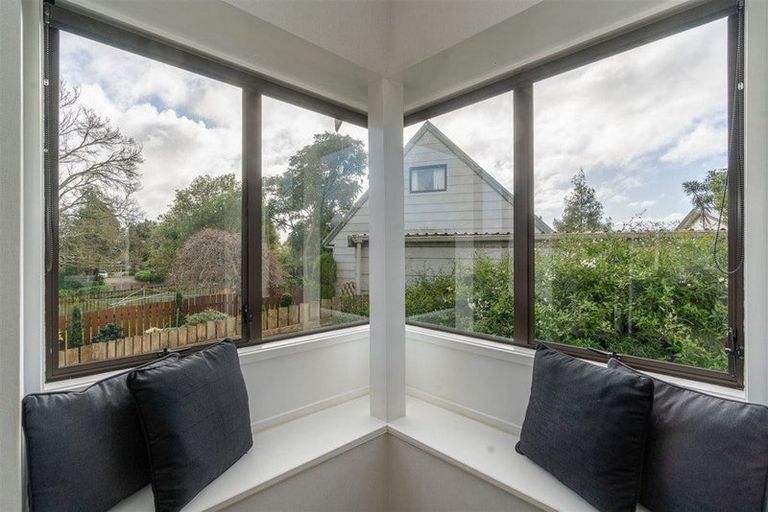 Photo of property in 15 Caulfield Place, Nawton, Hamilton, 3200