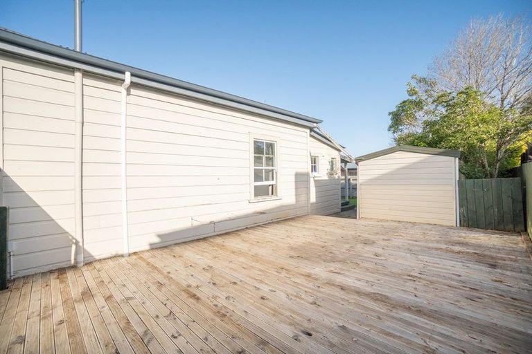Photo of property in 6 Monckton Street, Feilding, 4702