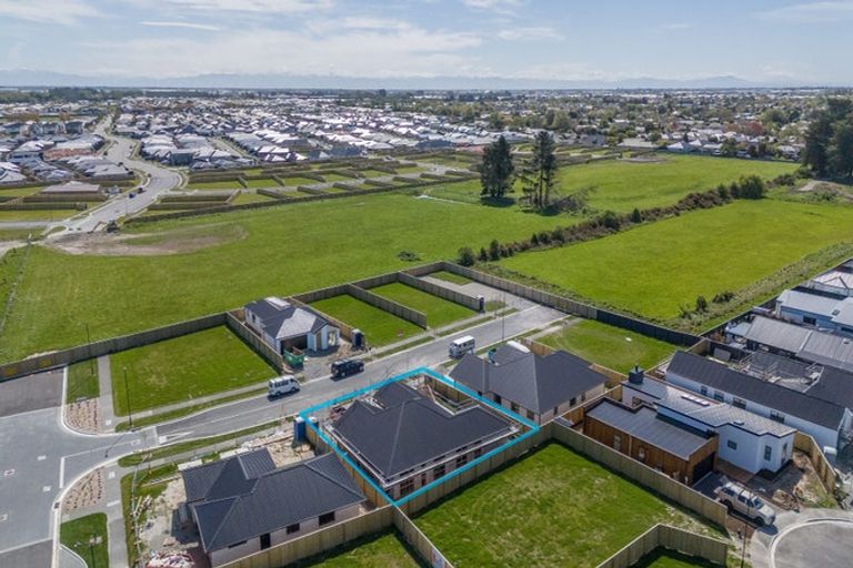 Photo of property in 4 Arrowsmith Drive, Halswell, Christchurch, 8025