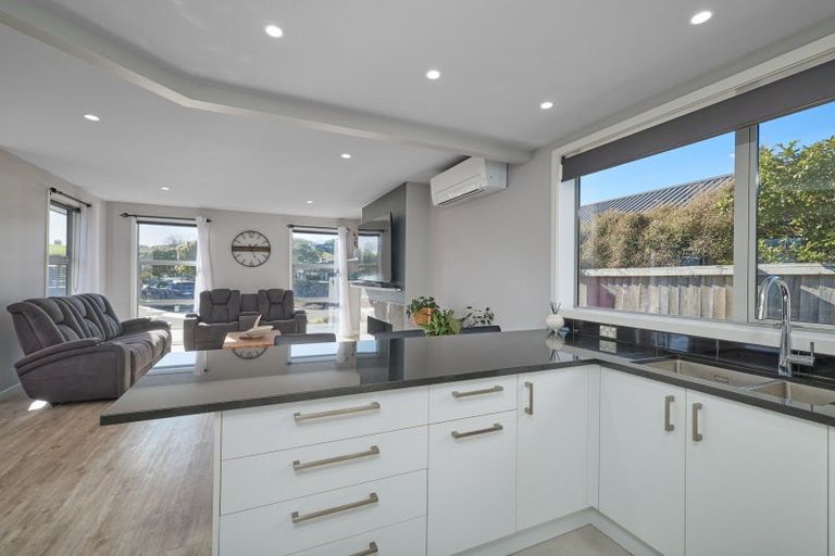 Photo of property in 7 Mcrae Gardens, Kaikoura Flat, Kaikoura, 7371