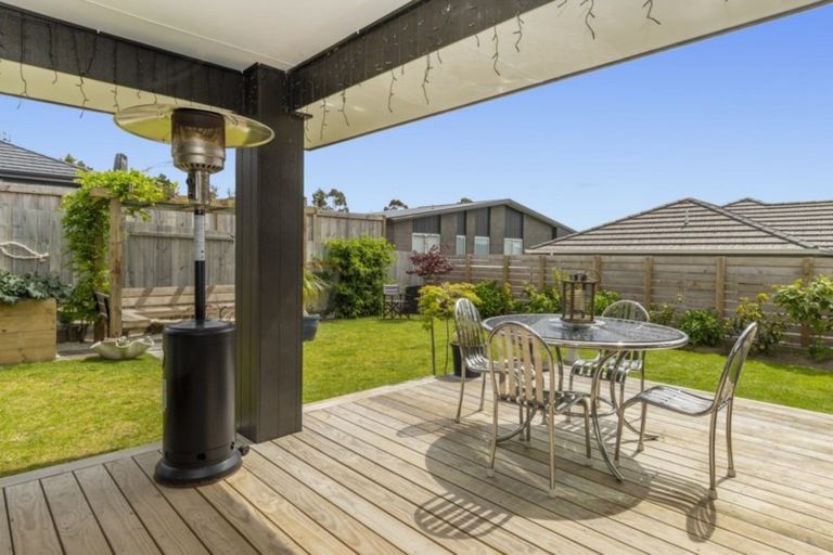 Photo of property in 4 Madeleine Place, Omokoroa, 3114