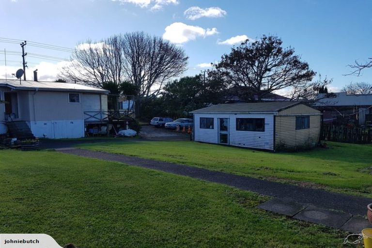 Photo of property in 351 Main Road, Huapai, Kumeu, 0810