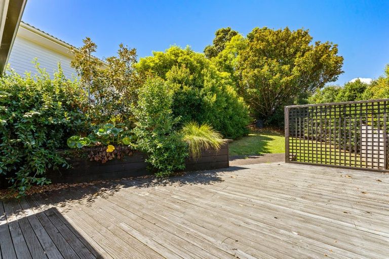 Photo of property in 21 Seon Place, Birkdale, Auckland, 0626