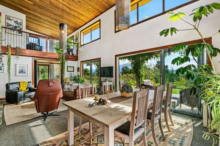 Photo of property in 15 Fort Place, Hawea Flat, Wanaka, 9382