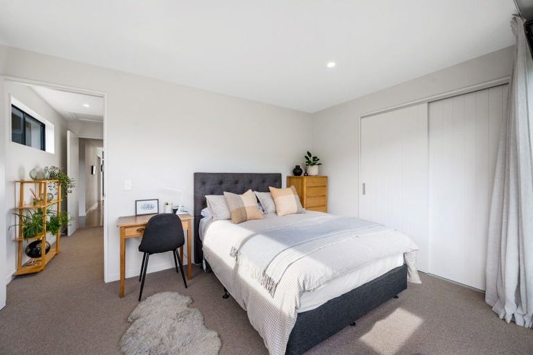 Photo of property in 5 Mcdonald Street, Wanaka, 9305