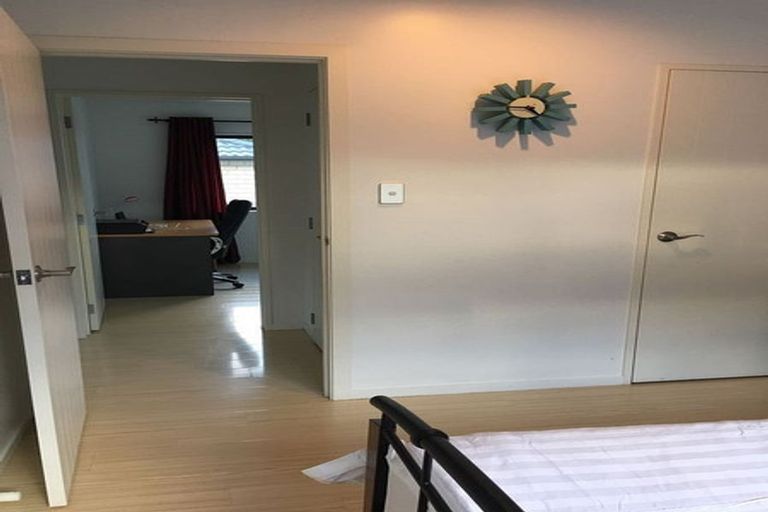 Photo of property in 219a Gills Road, Albany Heights, Auckland, 0632