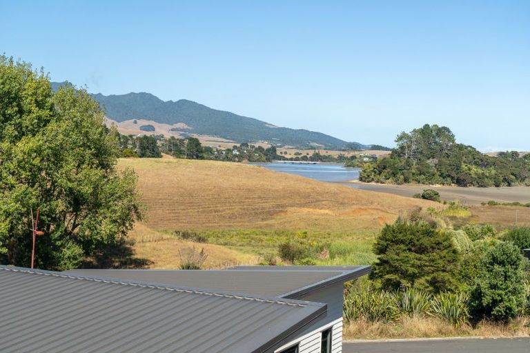 Photo of property in 38 Robertson Street, Raglan, 3225