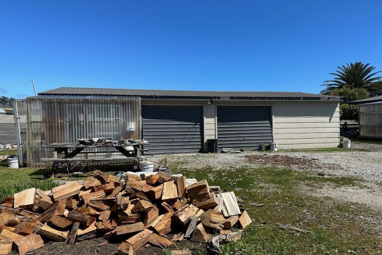 Photo of property in 212 Revell Street, Hokitika, 7810