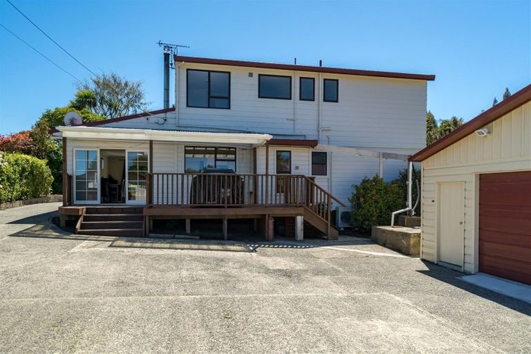 Photo of property in 41 Three Mile Hill Road, Halfway Bush, Dunedin, 9010