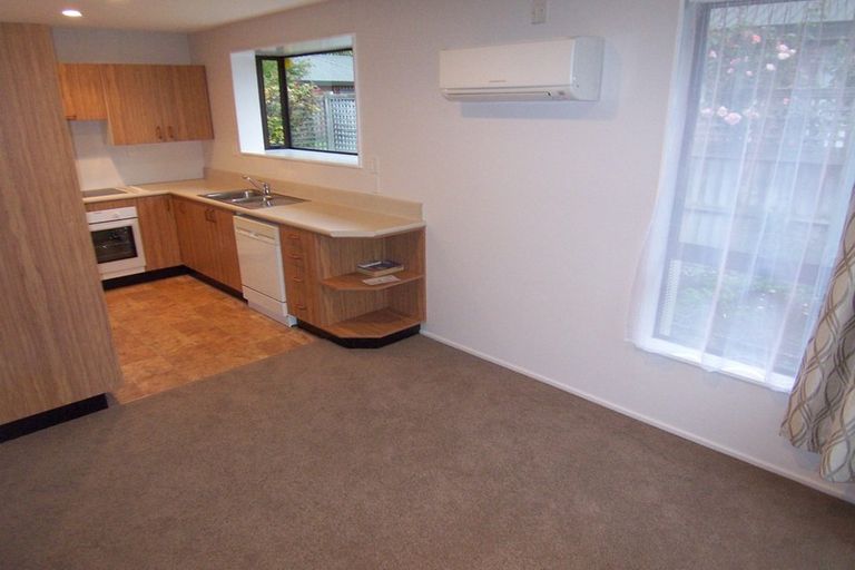 Photo of property in 4 Saskia Lane, Somerfield, Christchurch, 8024