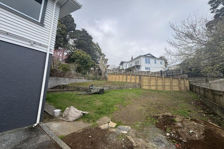 Photo of property in 86 Carrington Street, Lower Vogeltown, New Plymouth, 4310