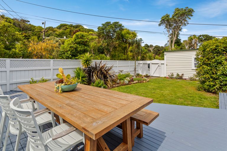 Photo of property in 18 Fox Street, Ngaio, Wellington, 6035