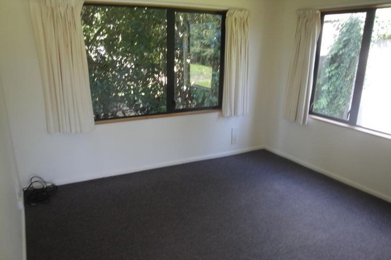 Photo of property in 2 Moss Lane, Raumati Beach, Paraparaumu, 5032