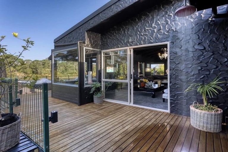 Photo of property in 33 Elliot Street, Riverhead, 0820