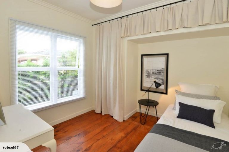 Photo of property in 56 Riverside Road, Orewa, 0931