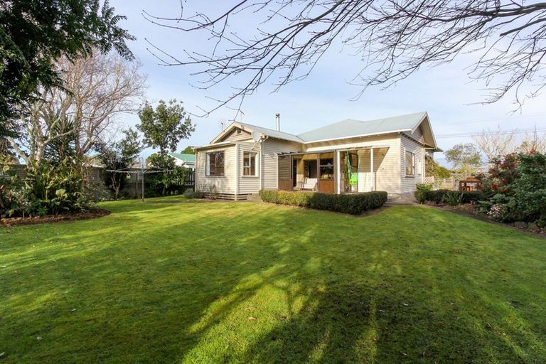 Photo of property in 28 Mouatt Street, Waitara, 4320