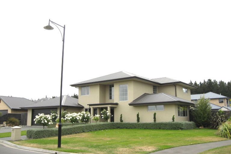 Photo of property in 2 Matua Place, Parklands, Christchurch, 8083