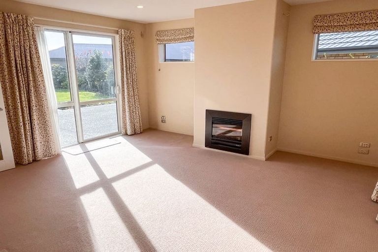 Photo of property in 50 Somerville Crescent, Aidanfield, Christchurch, 8025