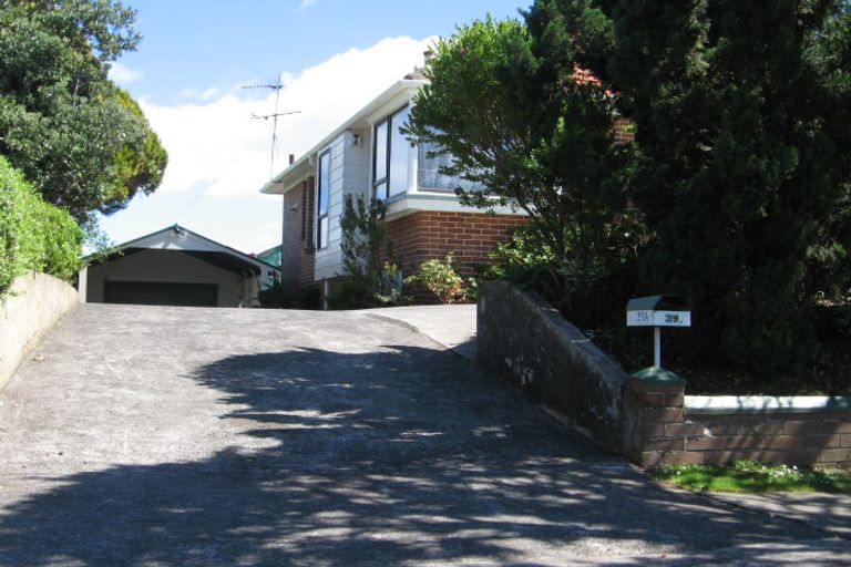 Photo of property in 2/39 Hillcrest Road, Papatoetoe, Auckland, 2025