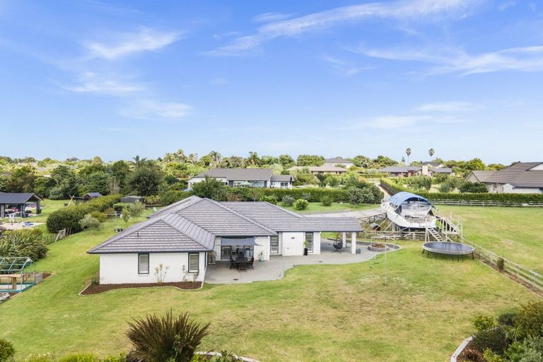 Photo of property in 12 Church View Road, Waiau Pa, Pukekohe, 2679