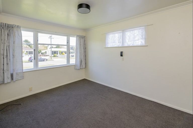 Photo of property in 52 Graham Street, Levin, 5510