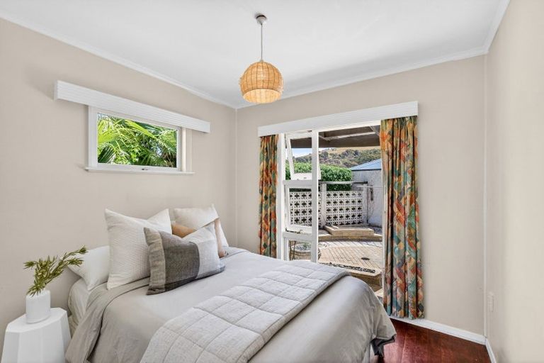 Photo of property in 68 Puketapu Road, Taradale, Napier, 4112