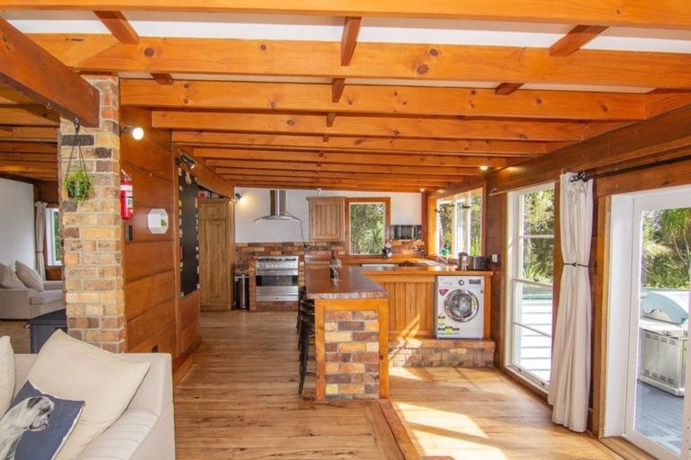 Photo of property in Burke Road, Makarau, Kaukapakapa, 0984