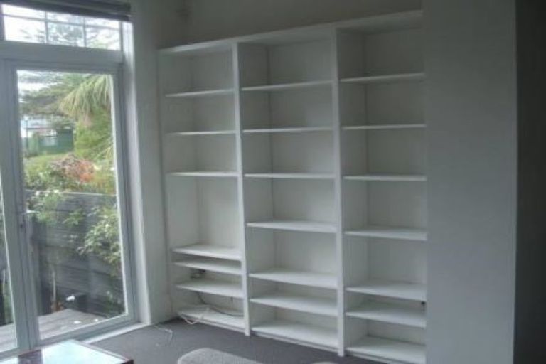 Photo of property in 1/20 Standen Street, Karori, Wellington, 6012