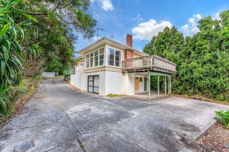 Photo of property in 122 Sandspit Road, Shelly Park, Auckland, 2014