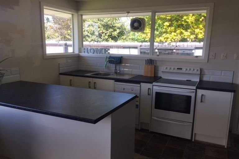 Photo of property in 3a Buss Street, Rangiora, 7400