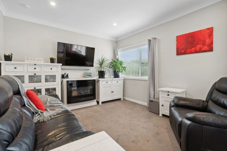Photo of property in 86 Bracken Road, Paparangi, Wellington, 6037