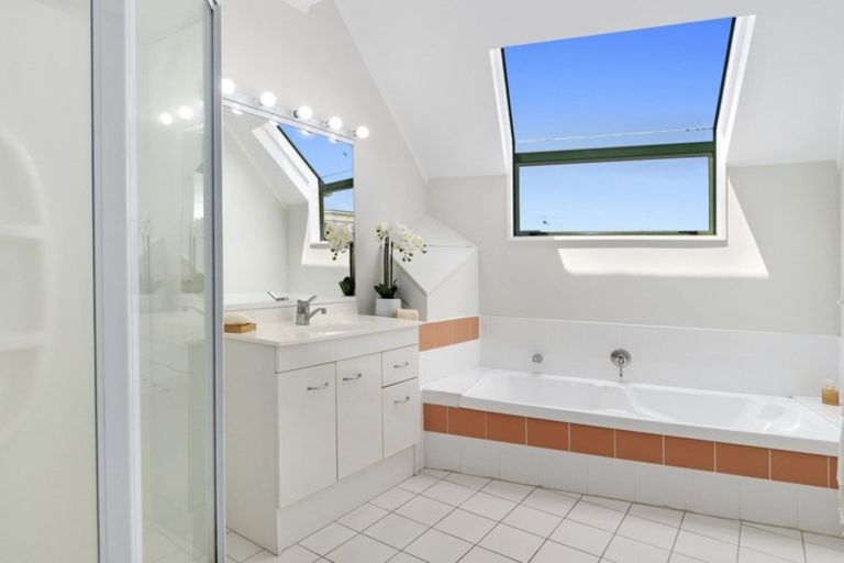 Photo of property in 62g Maunganui Road, Mount Maunganui, 3116